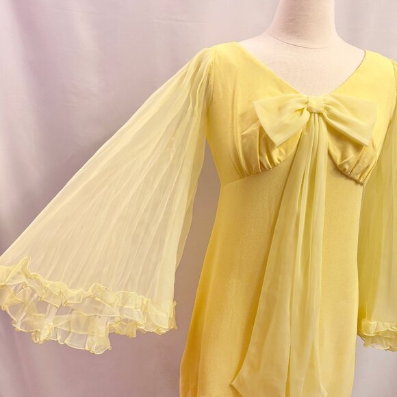 Vintage yellow Megan Draper bell sleeve mini dress - fits like a small - Picture 5 of 10